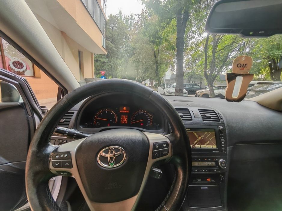 TOYOTA Avensis 2010 — imagine 2