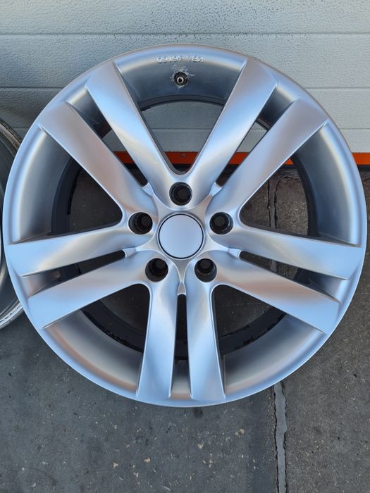 Джанти ALUTEC за VW AUDI SEAT SKODA Mercedes R17 5x112 ET38 7J