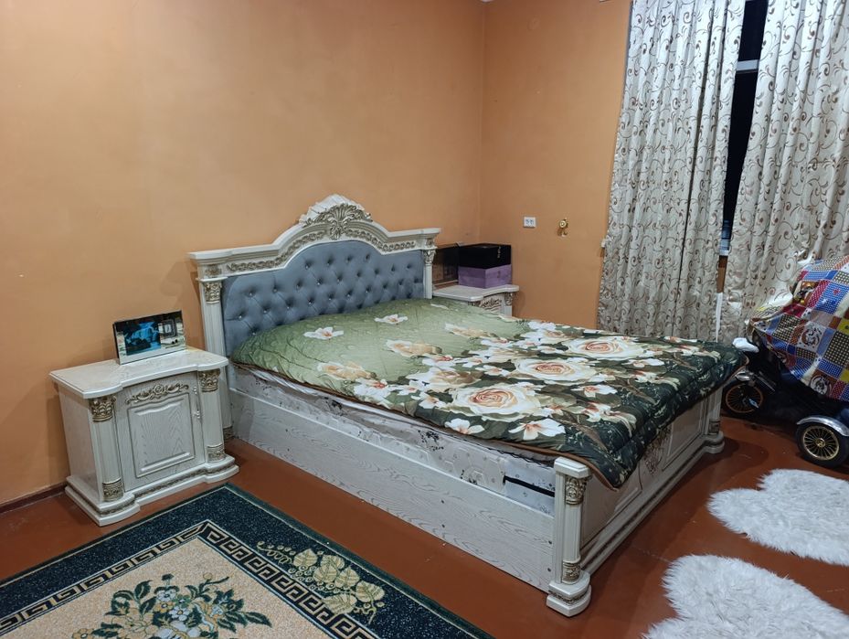 Спальни мебель яхши холатда