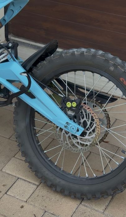 SurRon Light Bee X 2025