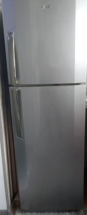 Muzlatgich LG sotiladi!!!