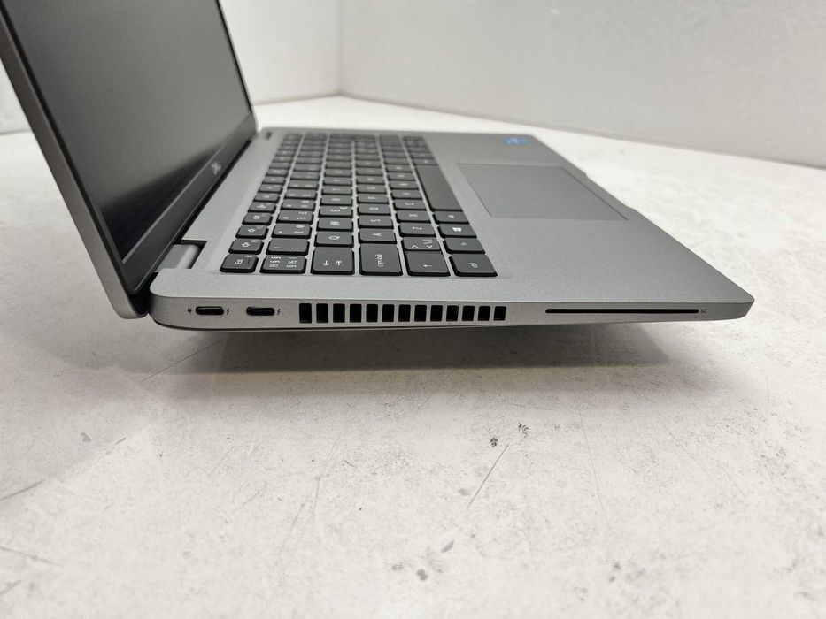 Реновиран лаптоп Dell Latitude 5420 i3-1125G4 16GB 510GB NVMe гаранция