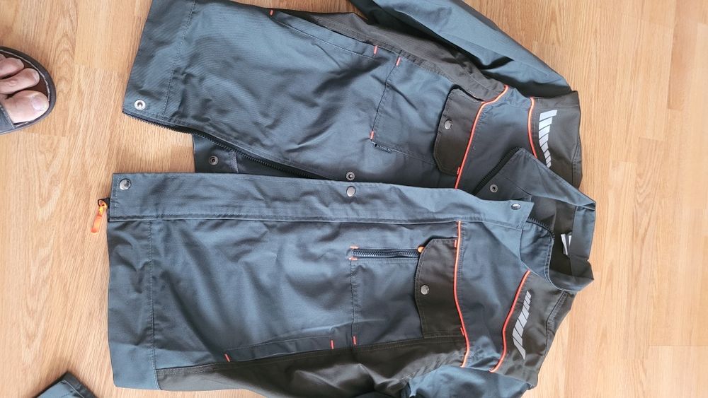 Комплект рабочей одежды