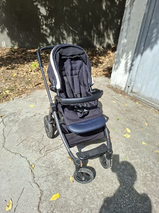 Vand carucior Peg Perego 3 in 1 ( scoica, landou, scaun sport)