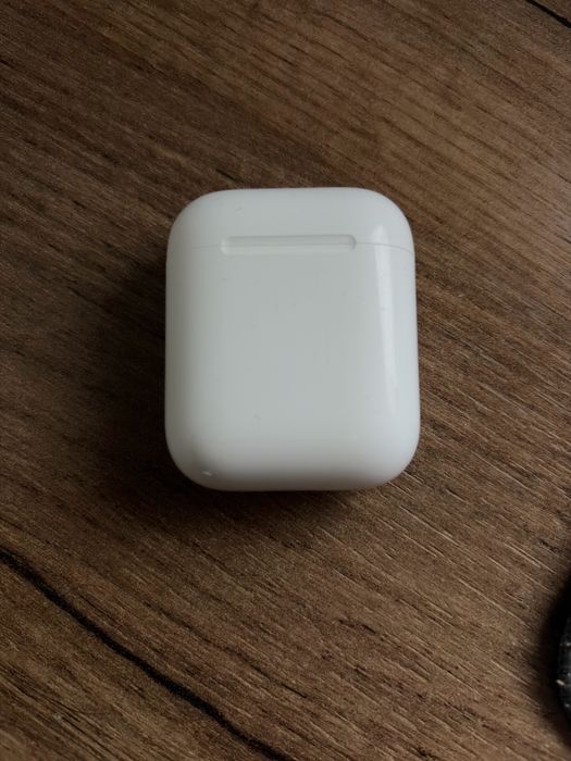 Apple airpods 2 (2019)