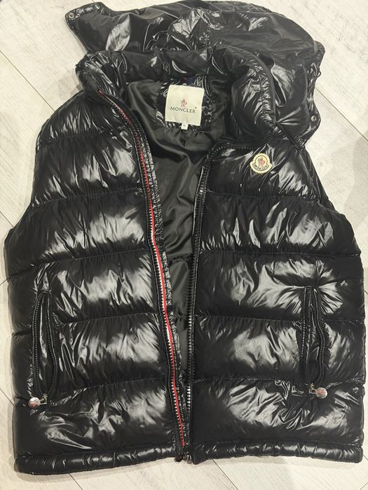 Мъжки елек, нов, Moncler XL