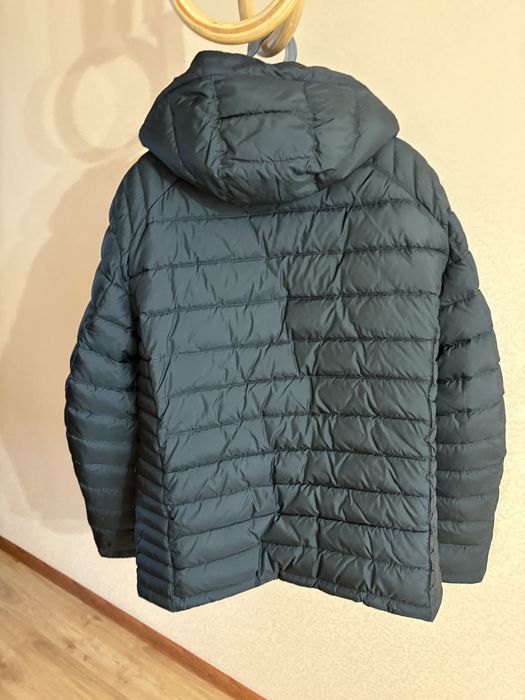 Продам зимнию куртку