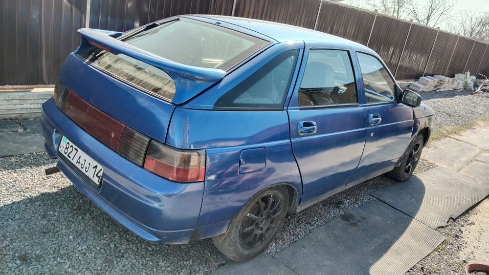 Продам ВАЗ 2112 на полном ходу