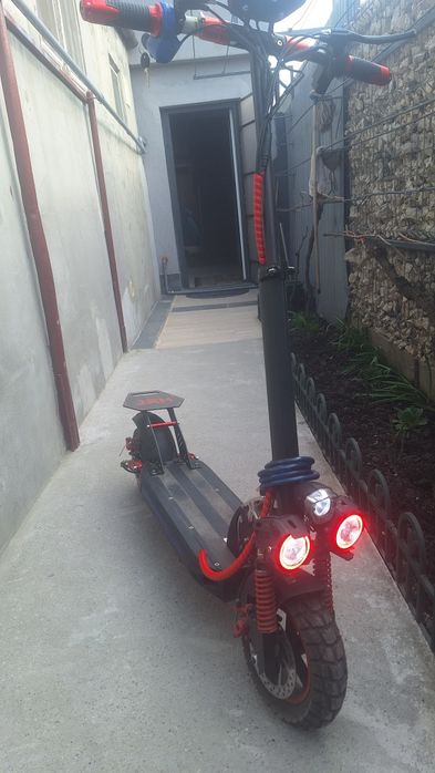 Vând Trotinetă JRH
