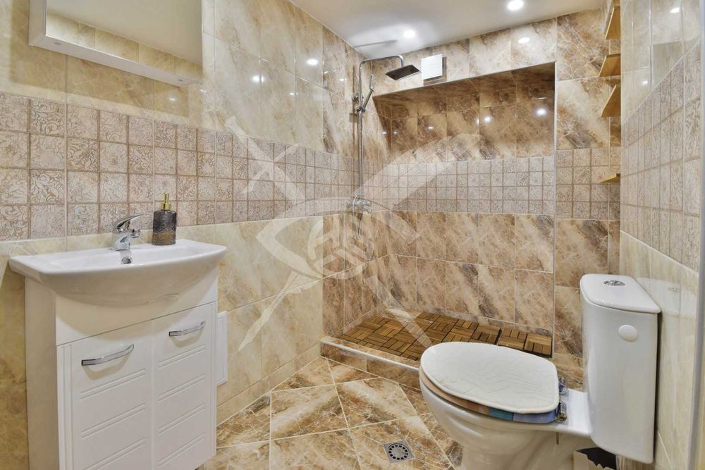 Дава се под наем Многостаен апартамент в София, Център - 120 кв.м за 995 € - Снимка #12