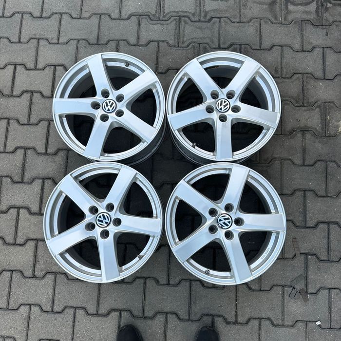 Jante aliaj VW Golf Passat Tiguan Touran octavia leon pe 17 5x112