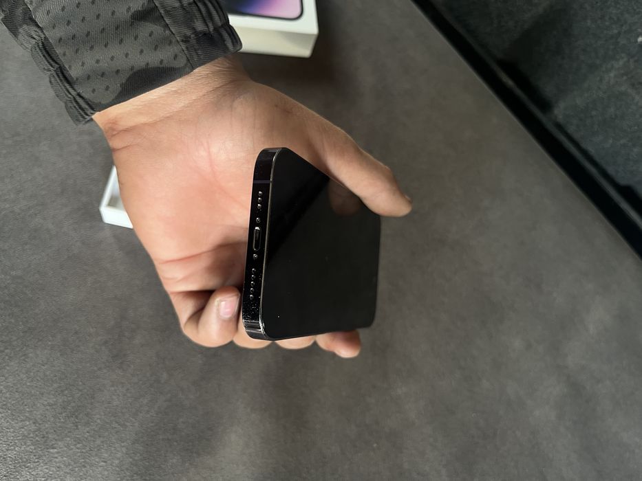 Iphone 14pro прадаётся