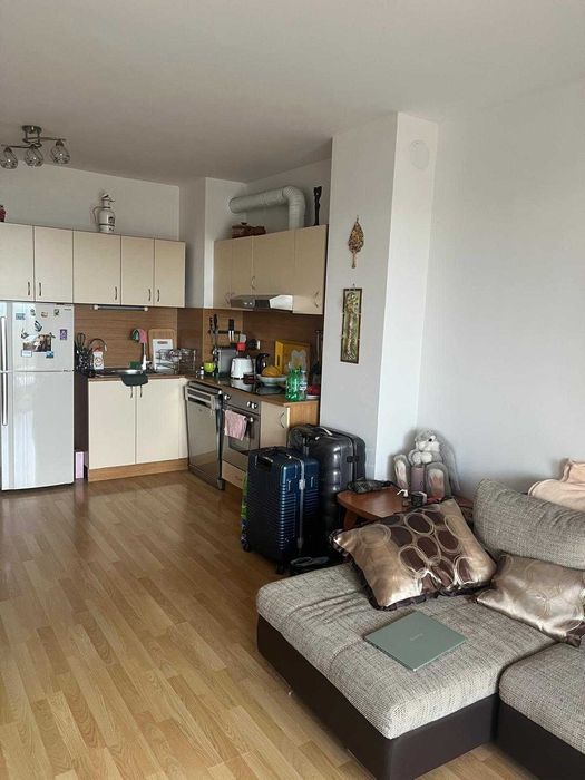 Продава се Двустаен апартамент в Варна, Автогара - 87 кв.м за 914 €/кв.м - Снимка #2