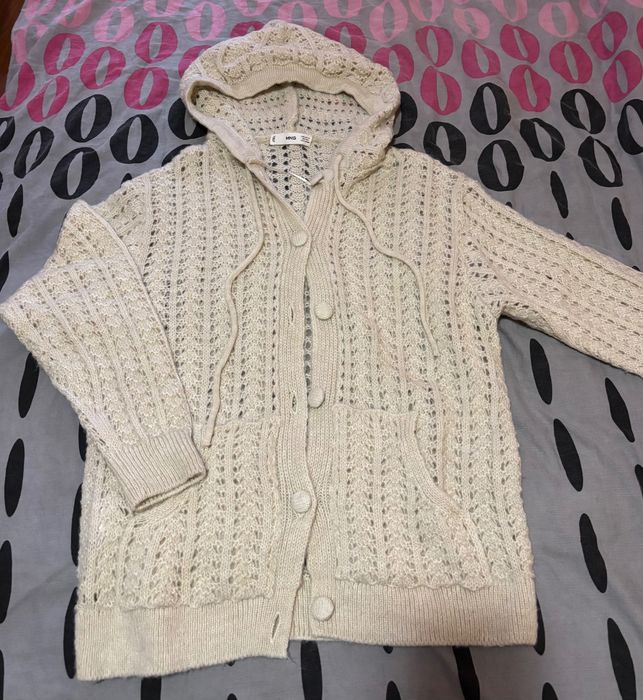 Мека жилетка Mango