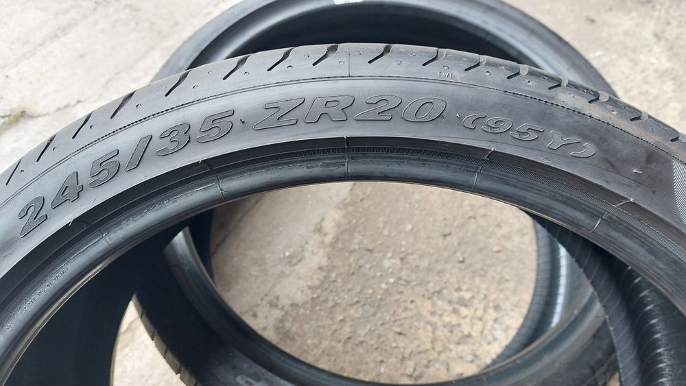 Гуми 245/35/20 Pirelli P Zero 2 броя