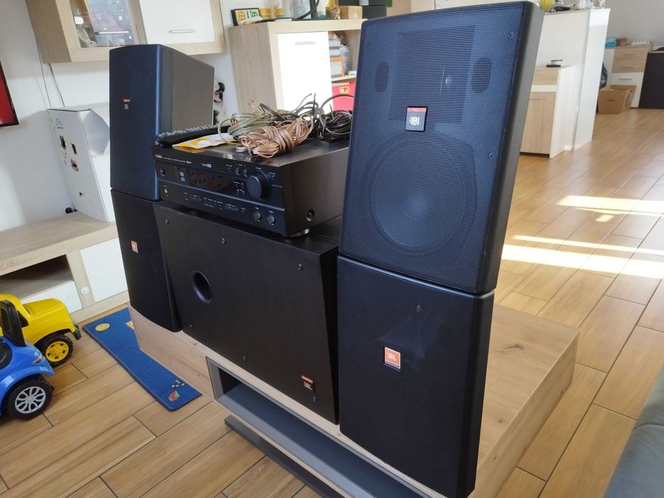 JBL Control 28 + JBL Sub Control SB 2 + Yamaha