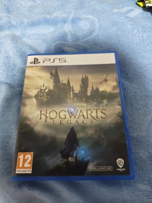 Продам Hogwarts Legacy - PS5