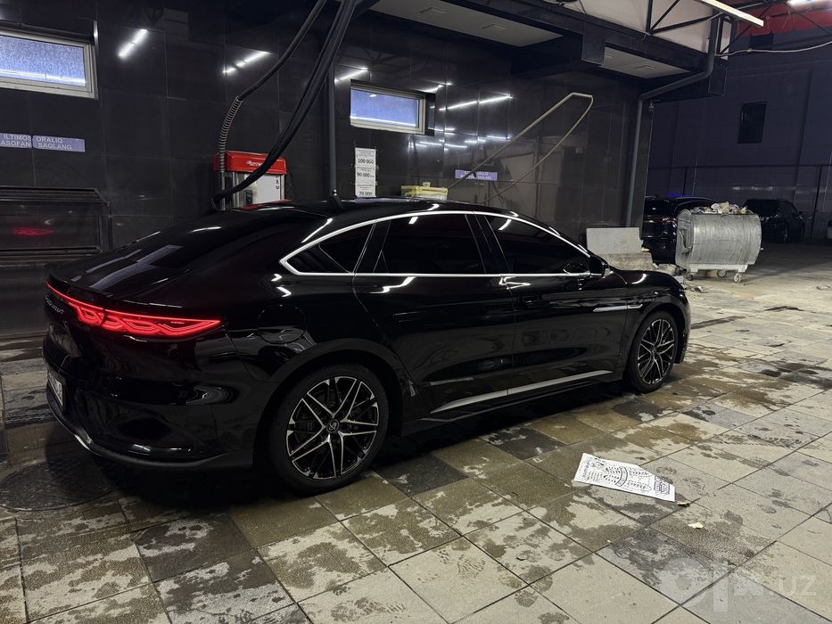 BYD Han 605km 2024