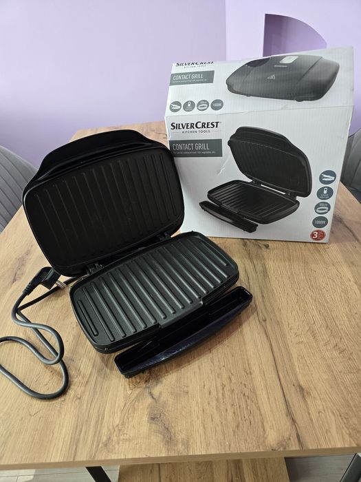 Контактен грил с незалепващо покритие