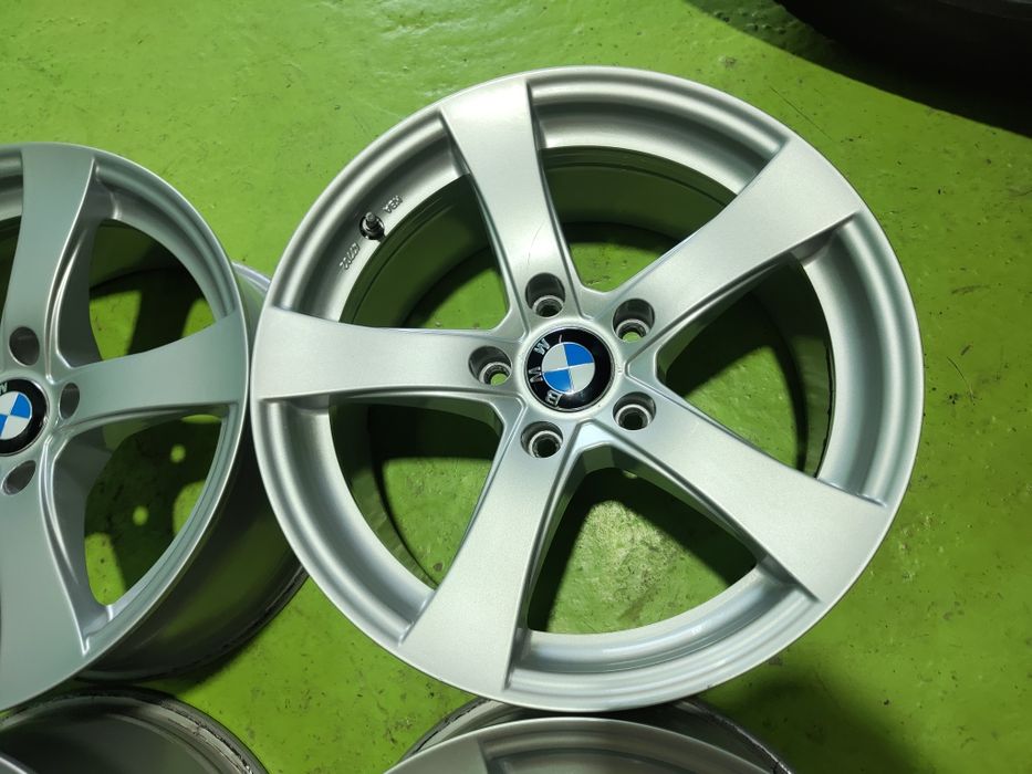 17 5x120 Bmw E90 F30 лети джанти 5х120 бмв