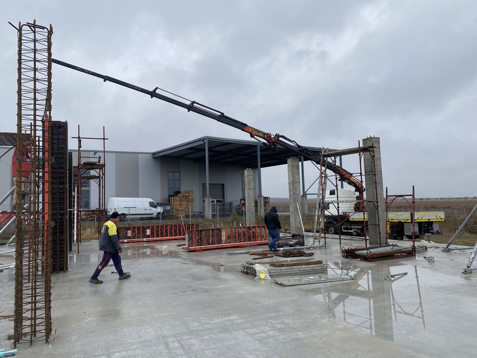 Подемни и трснспортни услуги, камиони с кранове