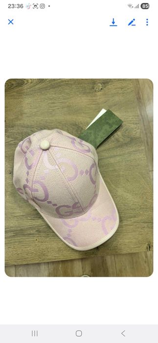 Gucci sapca pink nou cu eticheta