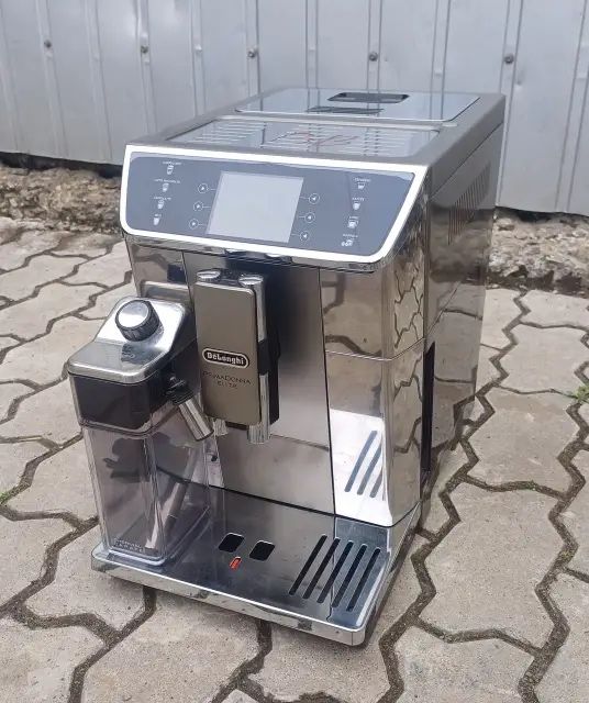 Кофемашинa DeLonghi  Ecam650.55.MS PrimaDonna Elite