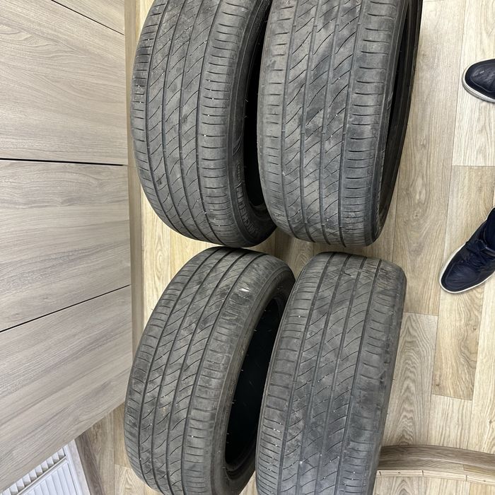 Продам шины, мишлен 215/55/17