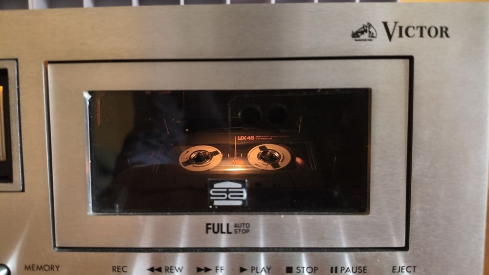 Кассетная дека Victor KD-970SA