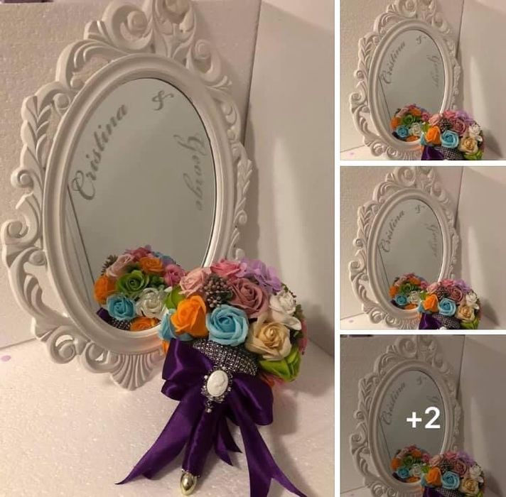 Oglinda mireasa ovala cu rama alba din material lemnos