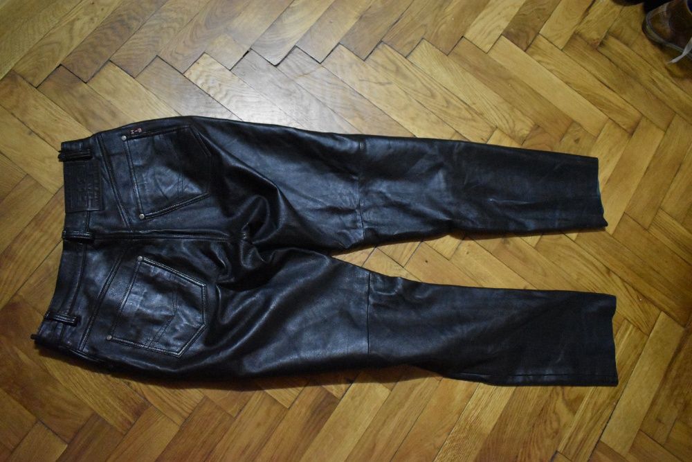 Pantaloni dama din piele