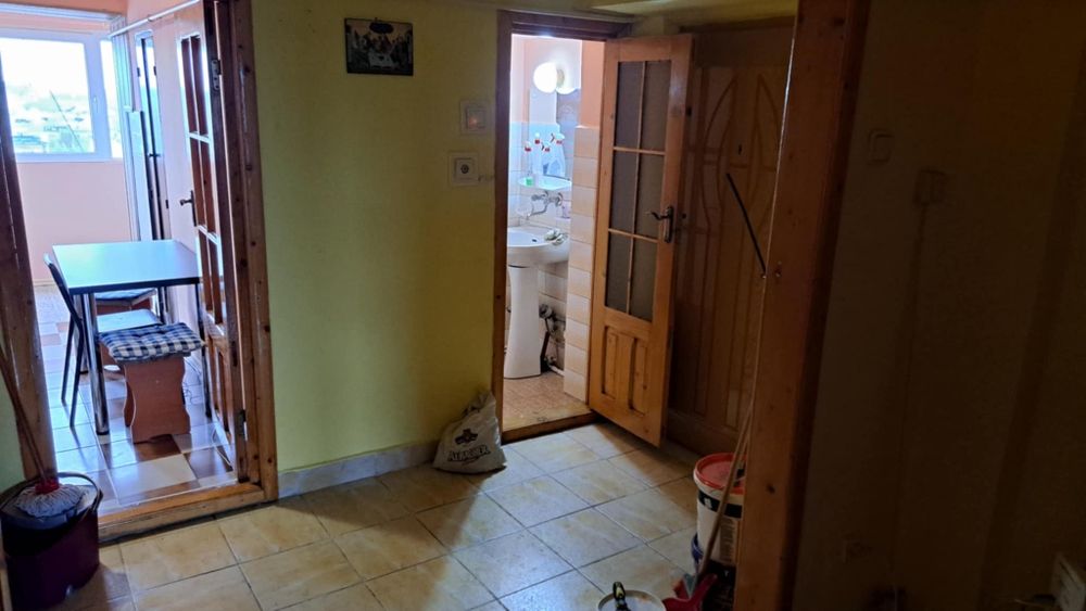 AP 1 cam de inchiriat Zona Dorobanti Pta mare