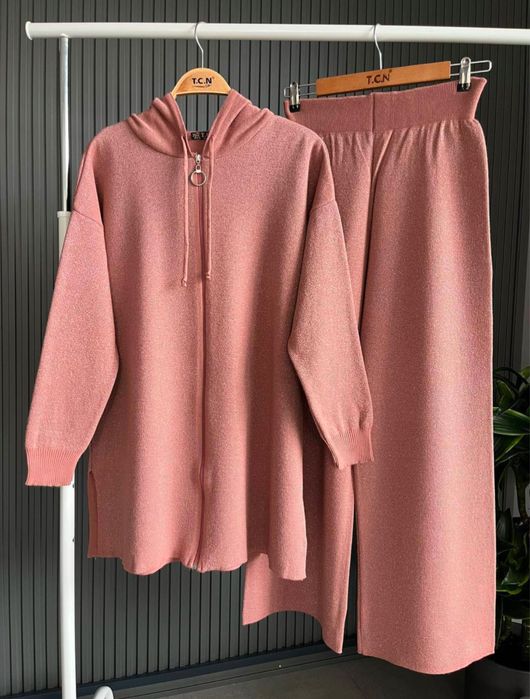 Плетени комплекти.