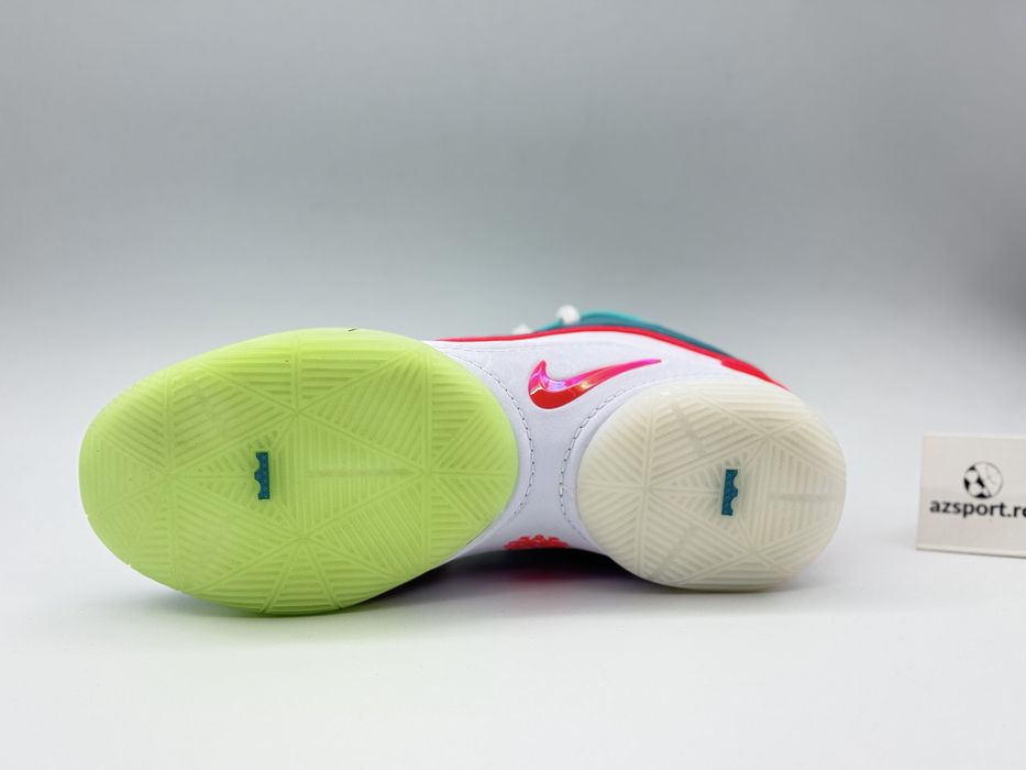 Nike Lebron XXII XMAS Noi Originali (42; 42,5)