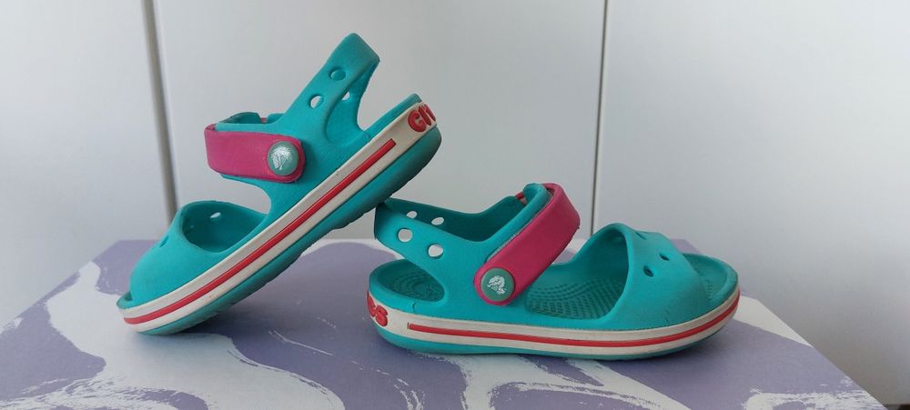 Сандали crocs c7 23-24номер