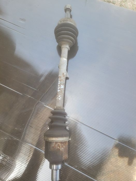 Planetara stanga fata Peugeot 207 1.4 B