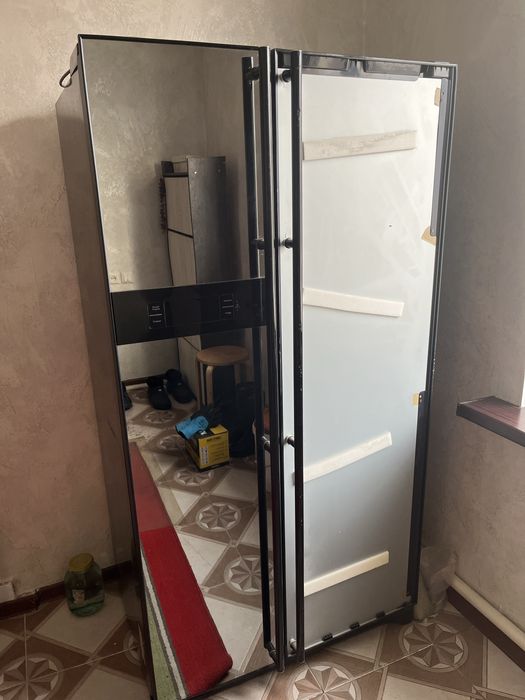 Холодильник марки самсунг. Б/у.