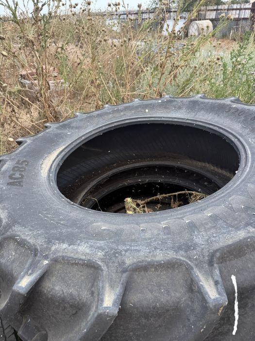 Чисто нови 520/85R38  митас