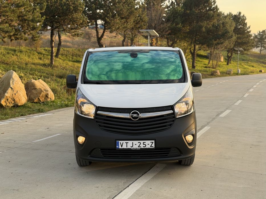 Opel vivaro 1.6 Diesel-O singura turbina 120 Cp - 119.000