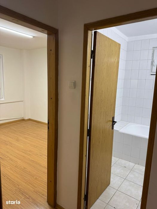 4 Camere | Parter | Nemobilat | Sector 6 | Birou | 90 Mp