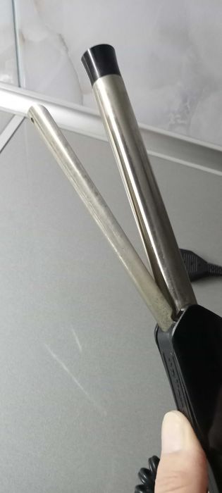 Щипцы для завивки волос