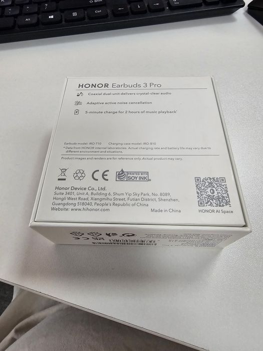 Vând casti wireless HONOR EARBUDS 3 PRO