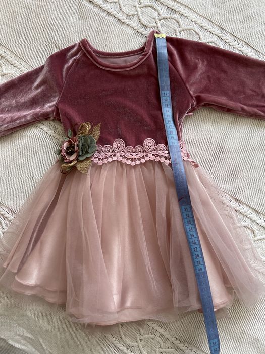 Нарядное платье для девочки