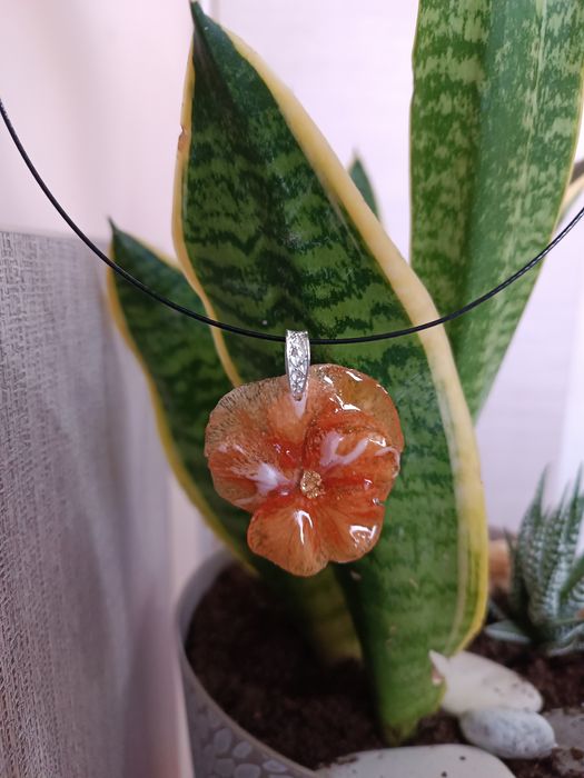 Ръчно изработени с естествени цветя