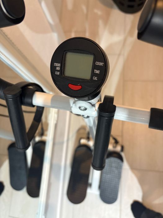 Vând stepper cu corzi elastice