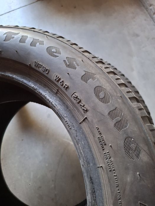 2 Anvelope de iarnă 185 60 r15 Firestone