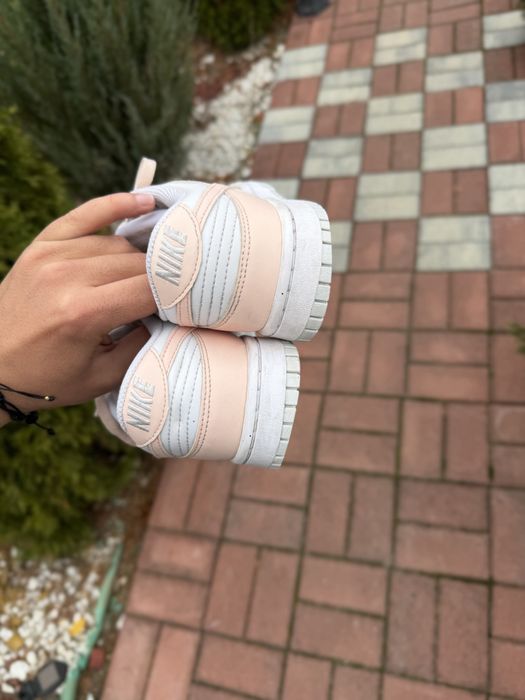 Nike Dunk Low Powder Pink