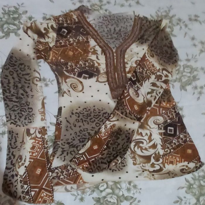 Симпатичные кофты для худеньких девушек.