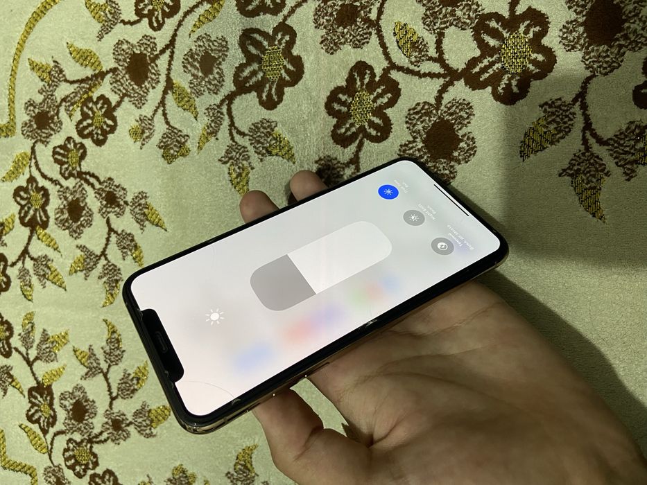 iPhone 11 pro max 256 karobkasi bor ideal