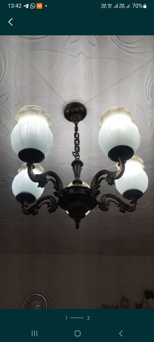 Продам    люстру